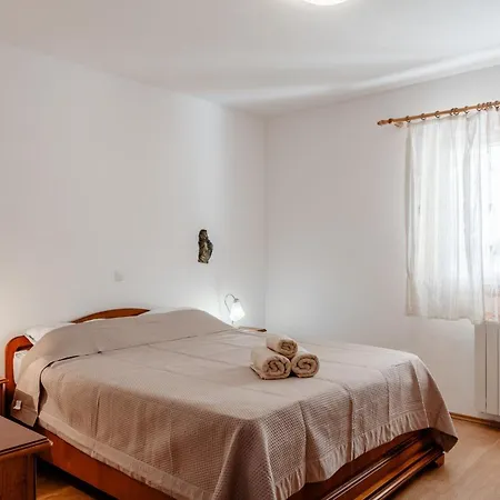 With Parking Space - 23588 Appartamento Vir