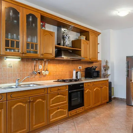 Appartamento With Parking Space - 23588