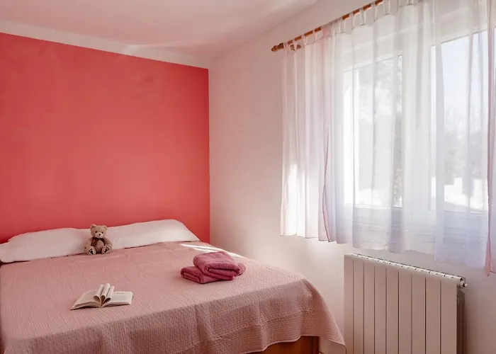 With Parking Space - 23588 * Vir