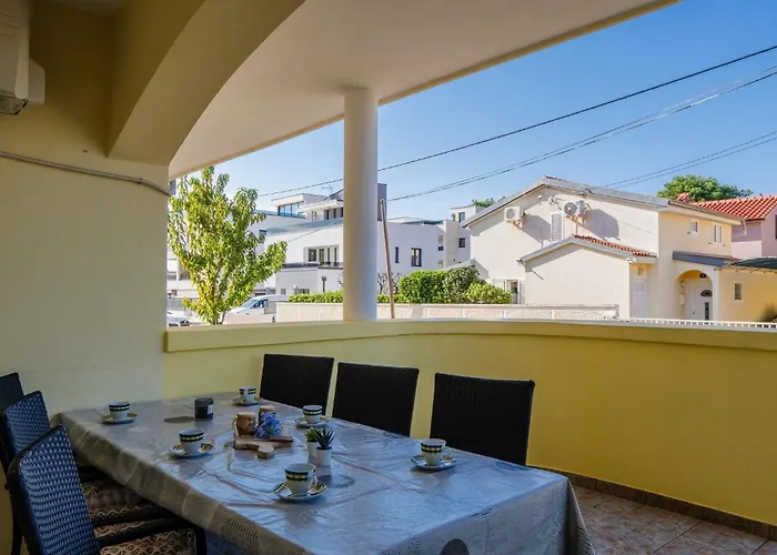 With Parking Space - 23588 Διαμέρισμα Vir